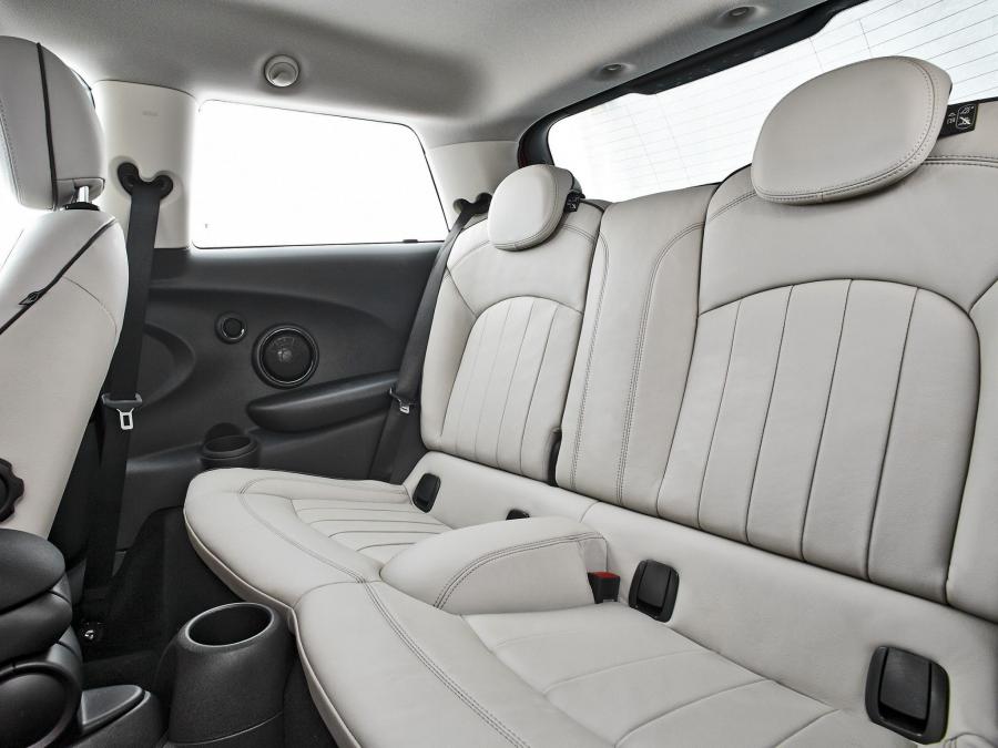  Mini Cooper 2014 года  (фото 23 из 77)